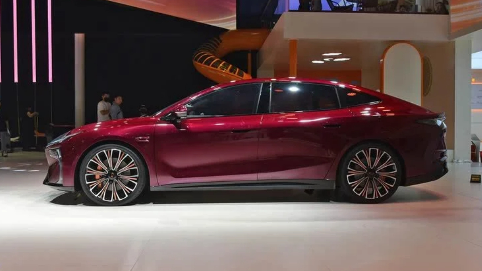 بستیون یوئه یی 08